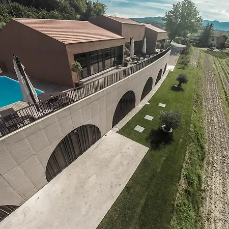 Fana Estate Apartment Dobrovo Exterior photo