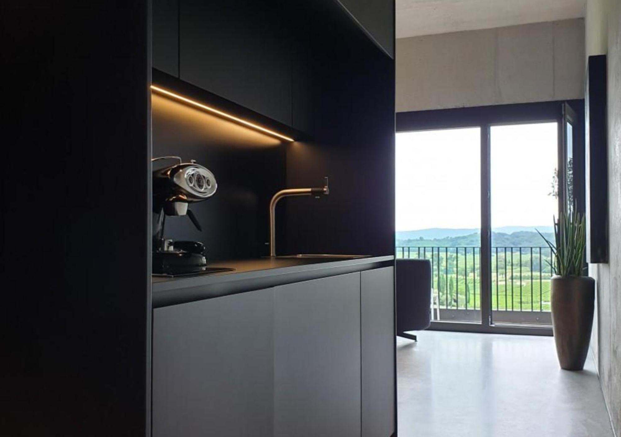 Fana Estate Apartment Dobrovo